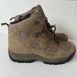Women's Tan Suede Hiking Boots